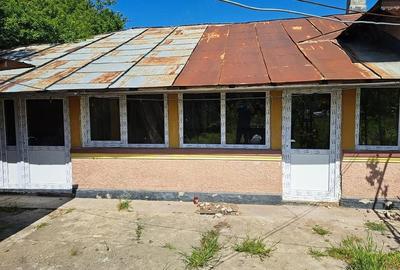 Casă cu 5 camere cu Teren 2000 Mp în Greaca - 8