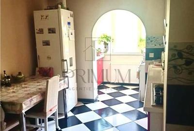 ARADULUI - BLOC IZOLAT - PARTER INALT - 4 camere - 2 bai - 3 balcoane - centrala - 3
