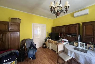 RECO, Doua case, zona  ultracentral, singur in curte, Oradea - 5