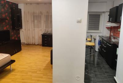 Garsonieră decomandată, mobilată în Nerva Traian - 3