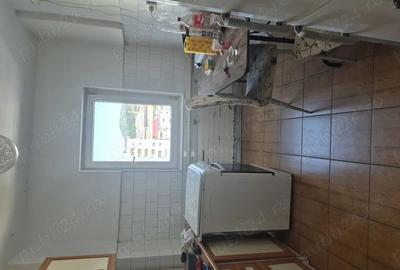 Inchiriez 4 camere Govandar - 6