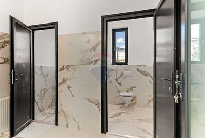 Spațiu comercial, de 410 mp, în Central - 19