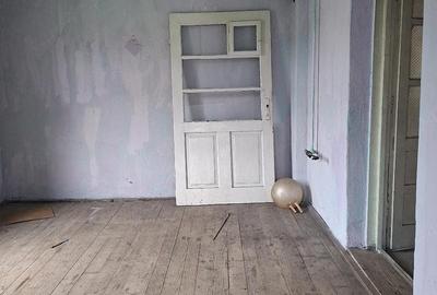 Casă cu Teren 600 Mp în Sud - 2