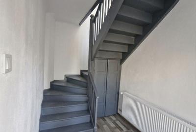 Casă cu 3 camere în Central - 2