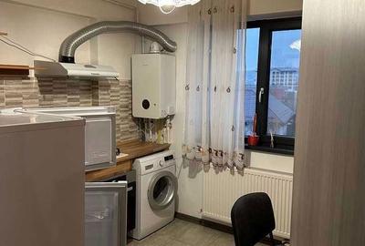 Garsonieră decomandată în Bucium - 3