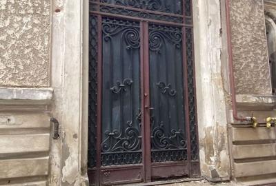 De Vanzare Vila Interbelica, 8-10 Camere, Romana - Zodiac - 29