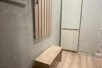 Garsonieră decomandată în Titan - 4