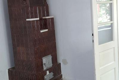 Casă cu 2 camere în Popești-Leordeni