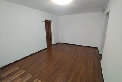 Spațiu comercial, de 50 mp, în Podu Roș - 2