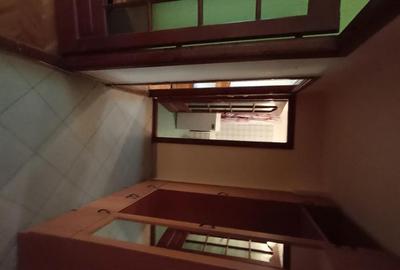 Apartament cu 3 camere decomandat în Lunei - 6