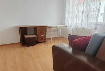 Casă cu 4 camere cu Teren 100 Mp în Central - 7