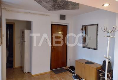Apartament 2 camere de vanzare pivnita si balcon zona Siretului - 6