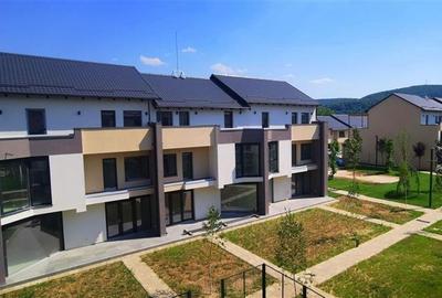 PRIMAVERII VILLAS, CARTIER PRIVAT LANGA ORAS, 
VILA TULIP - 2