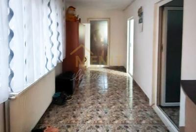 Casă individuală cu 3 camere cu Canalizare în Scorțeni - 12