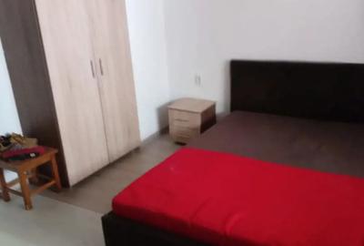 Inchiriez apartament la casa - 2