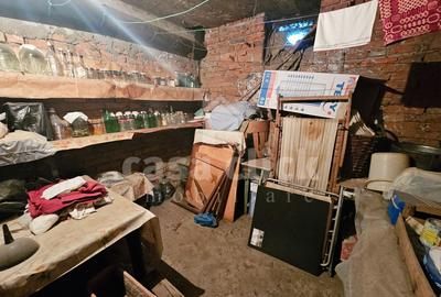 Apartament cu potențial, parter inalt, pe strada Cezar – colț cu Traian - 15