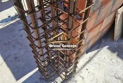Casă cu 4 camere cu Teren 390 Mp în Central - 2