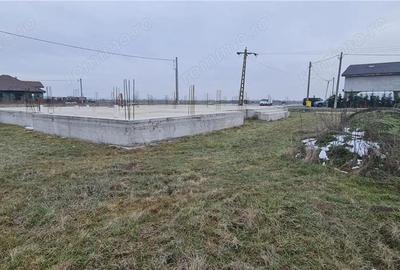 Casă cu Teren 722 Mp în Livada - 6