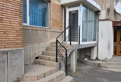 Spațiu comercial, de 75 mp, în Central - 1