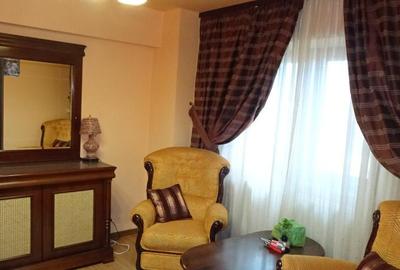 Inchiriez garsoniera in Deva, ultracentrala (Bld Decebal, BRD) et 1 - 2