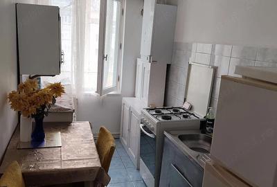 Apartament cu 2 camere decomandat în Cornișa - 5