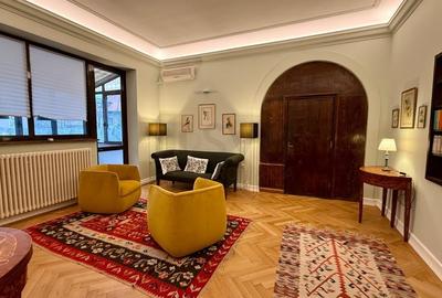 Apartament cu 5 camere semidecomandat, mobilat în Capitale - 16