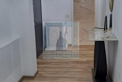 Apartament cu 3 camere decomandat în Tractorul - 7