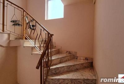 Apartament la casa cu garaj si curte proprie etaj 1 - 13