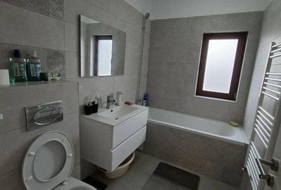 Apartament cu 2 camere decomandat în Sânpetru - 2