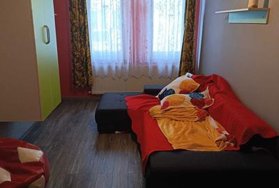 Garsonieră decomandată în Central - 1