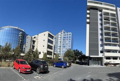 Bloc nou - langa Universitatea Bacovia - chirie 2 camere - mobilat si utilat com - 1