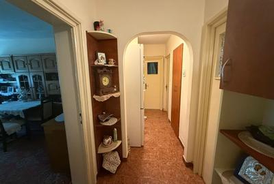 Apartament 4 camere, decomandat, 77 mp, Calea Bucuresti, Zona Teatru Colibri - 9