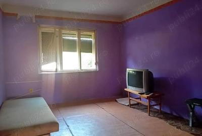 Casă cu 3 camere în Central