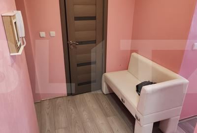 Apartament cu 3 camere, 80 mp, Calea Sever Bocu