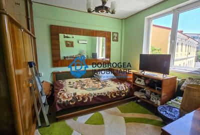 Apartament cu 2 camere decomandat în Central - 3