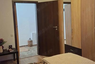 Apartament cu 2 camere decomandat în Apărătorii Patriei - 2