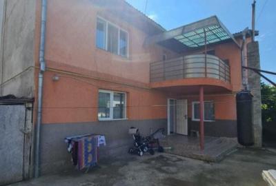 Casa individuala cu 5 camere, 216 mp de teren - 1