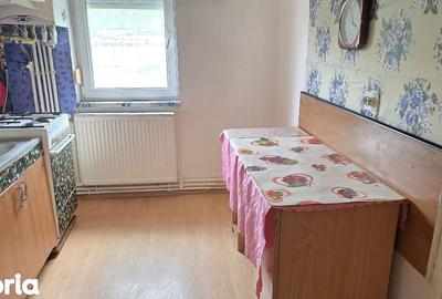 Garsonieră decomandată în Micro 15 - 5