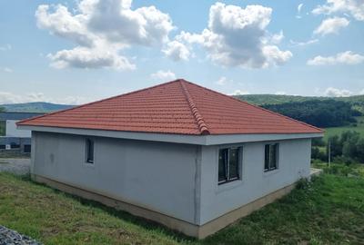 Casa semifinisata situata in Livezeni - 6