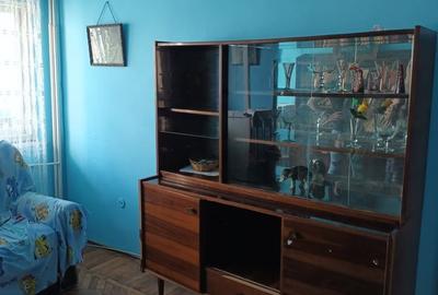 Apartament cu 2 camere semidecomandat în Micro 14