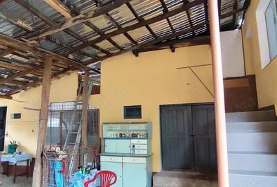 Casa de vanzare 5 camere plus 3,5 ha pamant .com. Scundu Sat Blejani - 2