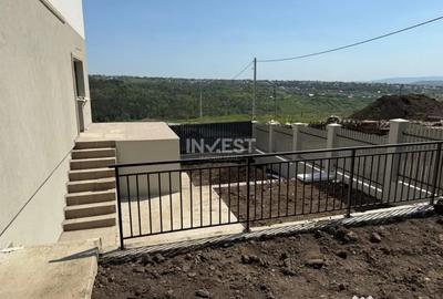 Casă cu 4 camere cu Canalizare în Valea Lupului - 2
