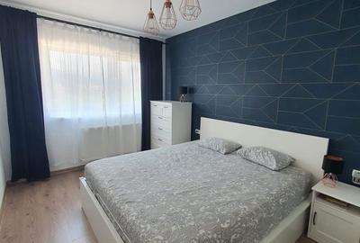 Apartament cu 3 camere în Tractorul - 1