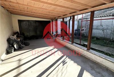 Casă cu Teren 290 Mp în Palas