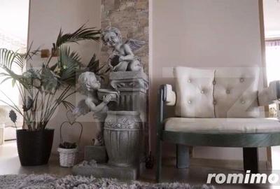 Casă cu 12 camere cu Teren 5000 Mp în Central - 2