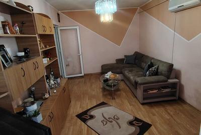 Apartament 2 camere decomandat – Micro 20, mobilat și utilat Apartament 2 camere decomandat – Micro 20, mobilat și utilat - 3