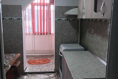 Apartament cu 2 camere decomandat în Broșteni - 1