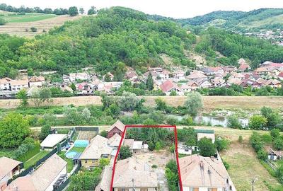 Casa pe un nivel in Medias, teren 533 mp, curte dreapta - 2