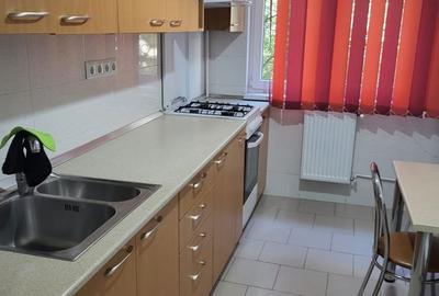 Apartament cu 2 camere decomandat, mobilat în Militari