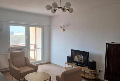 Apartament cu 2 camere semidecomandat, mobilat în Tineretului
